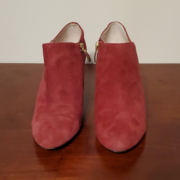 Vince Camuto suede burgundy booties, size 6/36 - Picture 2 of 6